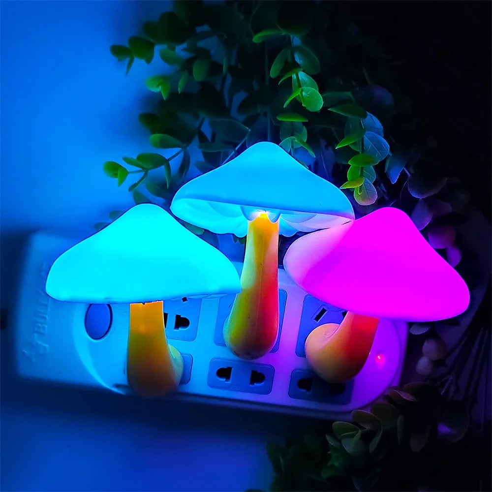 Mushroom Night Light – Color-Changing LED Plug-In Lamp for Bedroom Decor